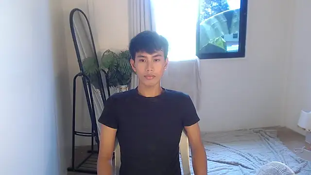 Snapshot of shokolet_2001 chatting on 09-11-25, 04:45 shokolet 2001 online show from 09-11-25, 04:45