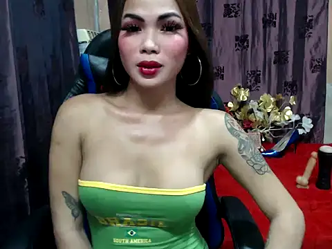 lucyheart777 online show from 10-04-25, 04:47
