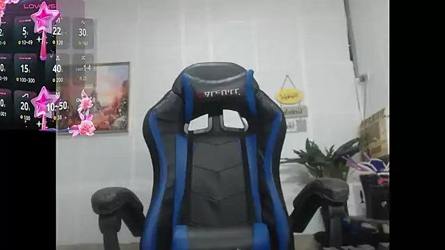 lucyheart777 online show from 04-11-26, 04:09