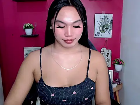 Snapshot of liane_mei chatting on 05-05-26, 04:43 liane mei online show from 05-05-26, 04:43