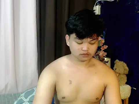 Reynelcock online show from 03-31-26, 07:27