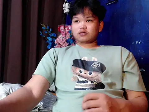 Reynelcock online show from 04-07-26, 12:51