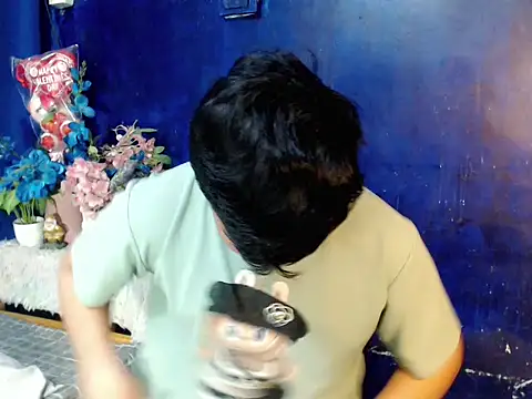 Reynelcock online show from 02-27-26, 05:24