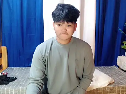 Reynelcock online show from 02-03-26, 05:29