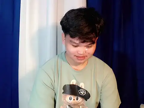 Reynelcock online show from 11-16-25, 11:04