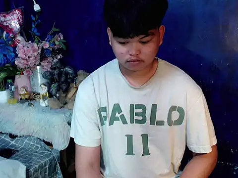 Reynelcock online show from 01-15-26, 04:32