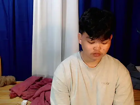 Reynelcock online show from 12-01-25, 04:08