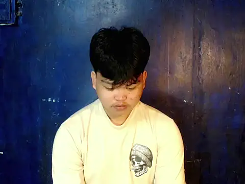 Reynelcock online show from 11-27-25, 05:35