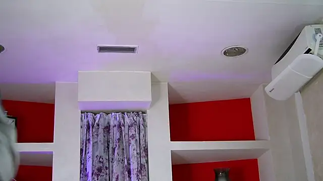 SarraRay online show from 12-01-25, 06:09