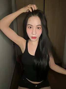 Snapshot of -katinat- chatting on 07-16-26, 12:24 -katinat- online show from 07-16-26, 12:24