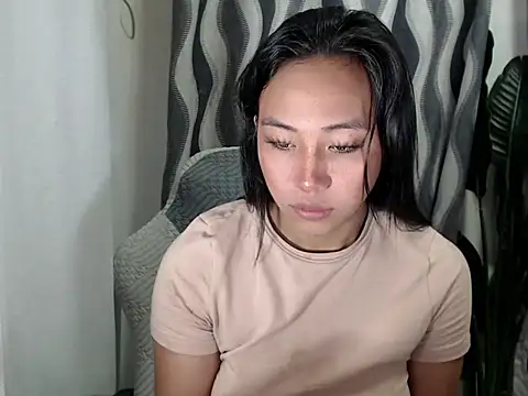 sweetiie caren online show from 07-26-26, 11:00