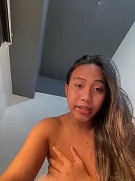Snapshot of sweetiie_caren chatting on 05-09-26, 10:13 sweetiie caren online show from 05-09-26, 10:13