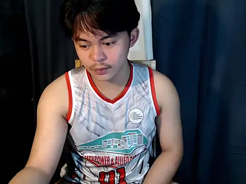 Snapshot of urguy_toshi chatting on 11-06-25, 04:16 urguy toshi online show from 11-06-25, 04:16