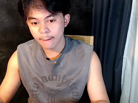 Snapshot of urguy_toshi chatting on 10-23-25, 01:26 urguy toshi online show from 10-23-25, 01:26