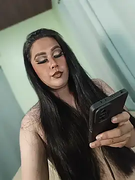 Snapshot of mistress_loy chatting on 06-19-26, 05:46 mistress loy online show from 06-19-26, 05:46