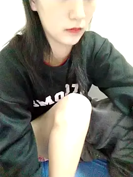 Kembong01 online show from 12-22-25, 01:44