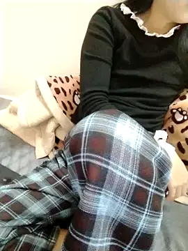 Kembong01 online show from 03-07-26, 01:27