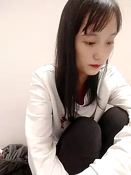 Kembong01 online show from 11-04-25, 06:44