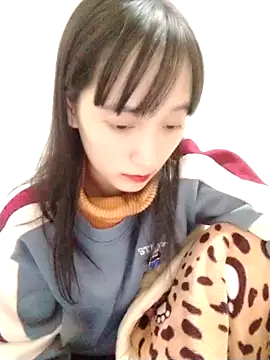 Kembong01 online show from 12-05-25, 07:12