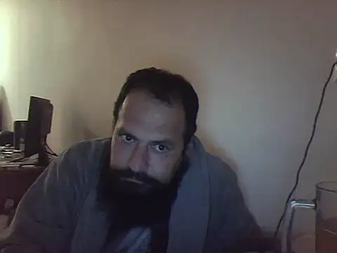 Snapshot of Negovotoo chatting on 10-15-25, 07:00 Negovotoo online show from 10-15-25, 07:00