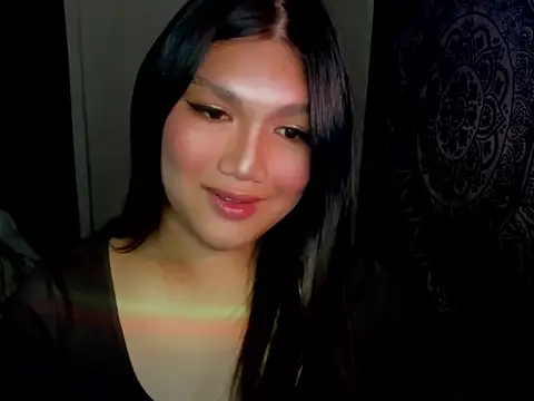 Lou heart online show from 12-05-25, 01:10