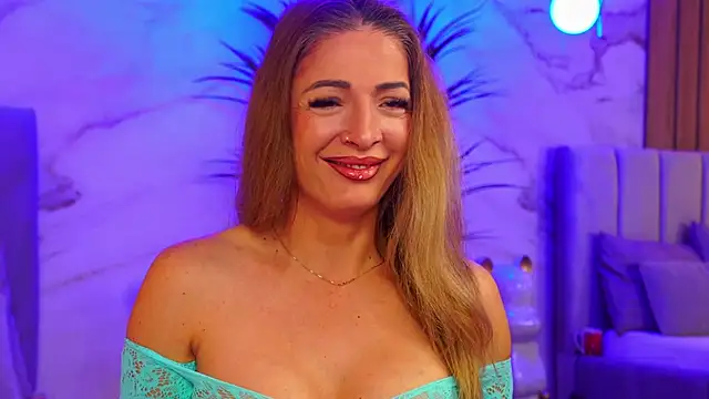 Izabellle02 online show from 01-06-26, 05:44