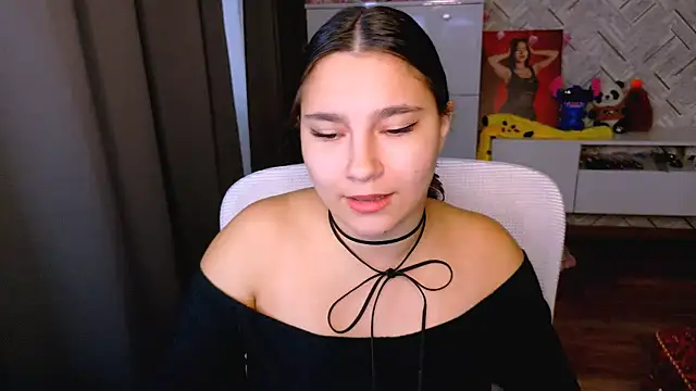 Snapshot of Arianna_Grend chatting on 09-23-25, 12:23 Arianna Grend online show from 09-23-25, 12:23