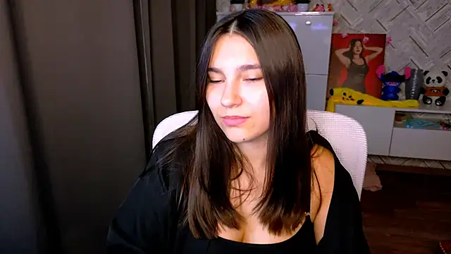 Snapshot of Arianna_Grend chatting on 09-09-25, 03:10 Arianna Grend online show from 09-09-25, 03:10