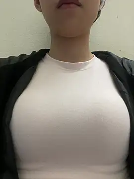 meomeo2k6 online show from 02-13-26, 03:01