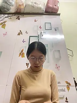 meomeo2k6 online show from 11-12-25, 07:23