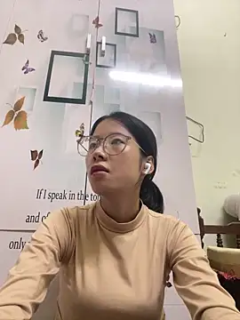 meomeo2k6 online show from 11-11-25, 01:50