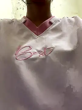 Snapshot of meomeo2k6 chatting on 10-18-25, 02:19 meomeo2k6 online show from 10-18-25, 02:19