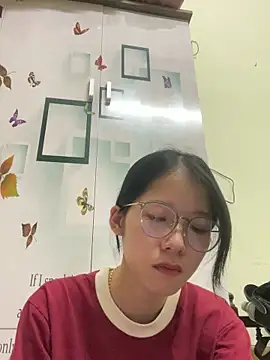 meomeo2k6 online show from 10-29-25, 01:43