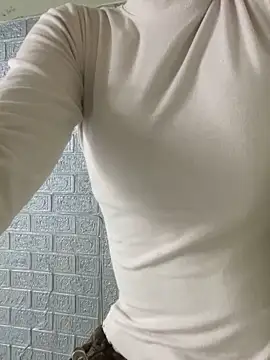 meomeo2k6 online show from 03-05-26, 06:32