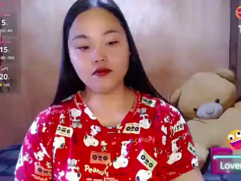 Snapshot of _Lylia chatting on 06-05-26, 01:54 Lylia online show from 06-05-26, 01:54