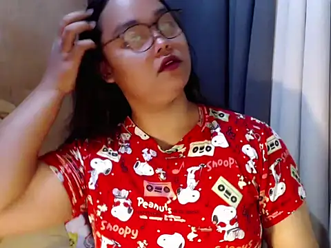  Lylia online show from 11-17-25, 10:14