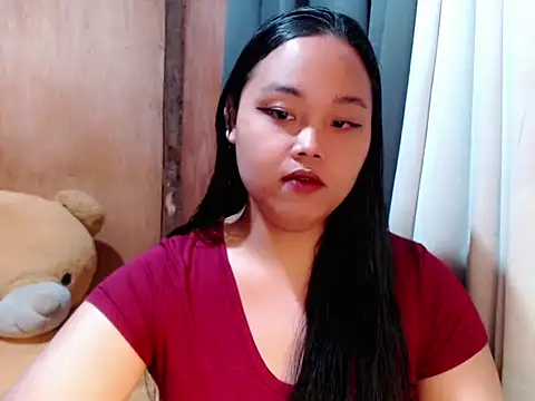  Lylia online show from 02-13-26, 09:37