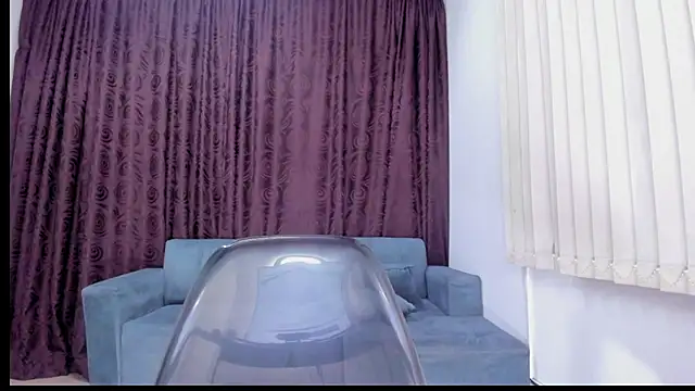 Dantzel  online show from 11-10-25, 07:08