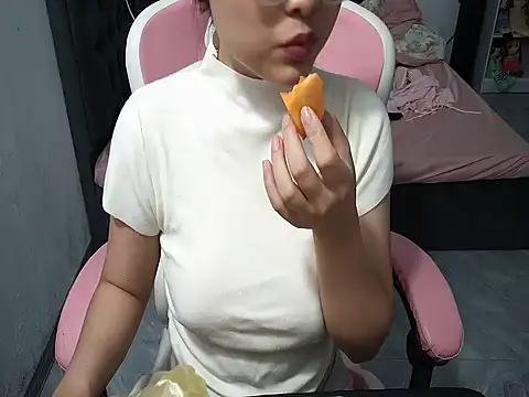 Ori-Yannie online show from 11-02-25, 06:07