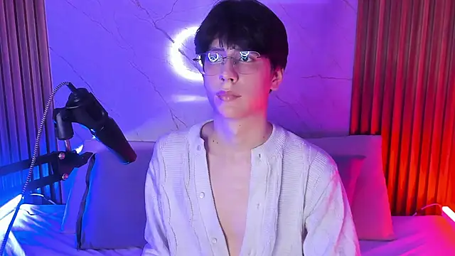 luixdust  online show from 09-26-25, 06:20