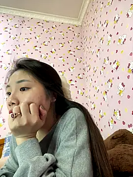 Snapshot of D2sweet chatting on 12-16-25, 05:17 D2sweet online show from 12-16-25, 05:17