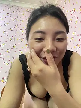 Snapshot of D2sweet chatting on 10-23-25, 03:43 D2sweet online show from 10-23-25, 03:43