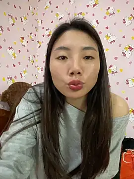 Snapshot of D2sweet chatting on 11-25-25, 03:45 D2sweet online show from 11-25-25, 03:45