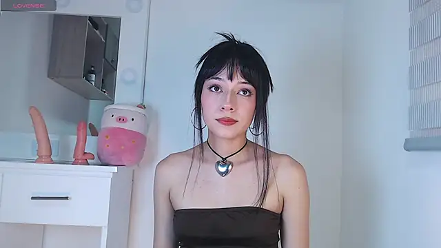 Cleogh  online show from 11-30-25, 02:23