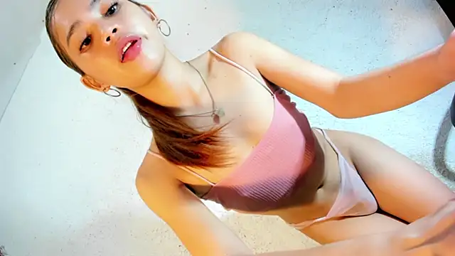 Snapshot of Ts_morena chatting on 05-28-26, 08:59 Ts morena online show from 05-28-26, 08:59