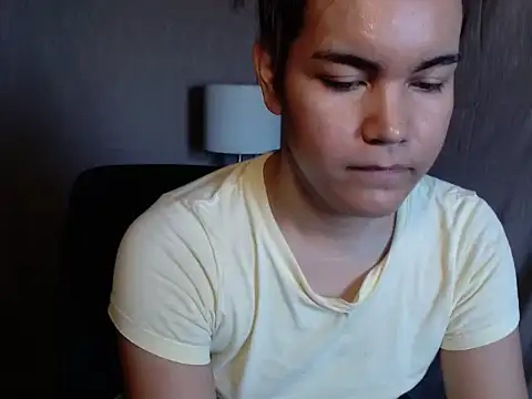 Enchantress Magdalena online show from 03-20-26, 04:35