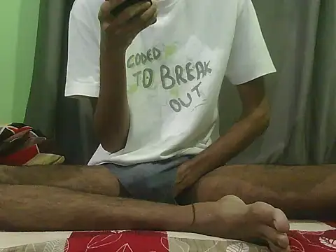 Snapshot of rockyy23boy chatting on 05-27-26, 02:08 rockyy23boy online show from 05-27-26, 02:08