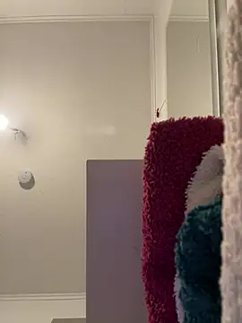 Moro19cm online show from 03-18-26, 06:20