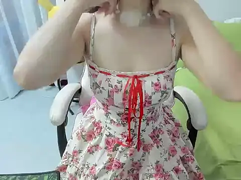 LuckyBabe new01 online show from 05-27-26, 04:58