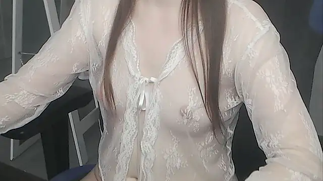 cute elfy  online show from 03-24-26, 01:33